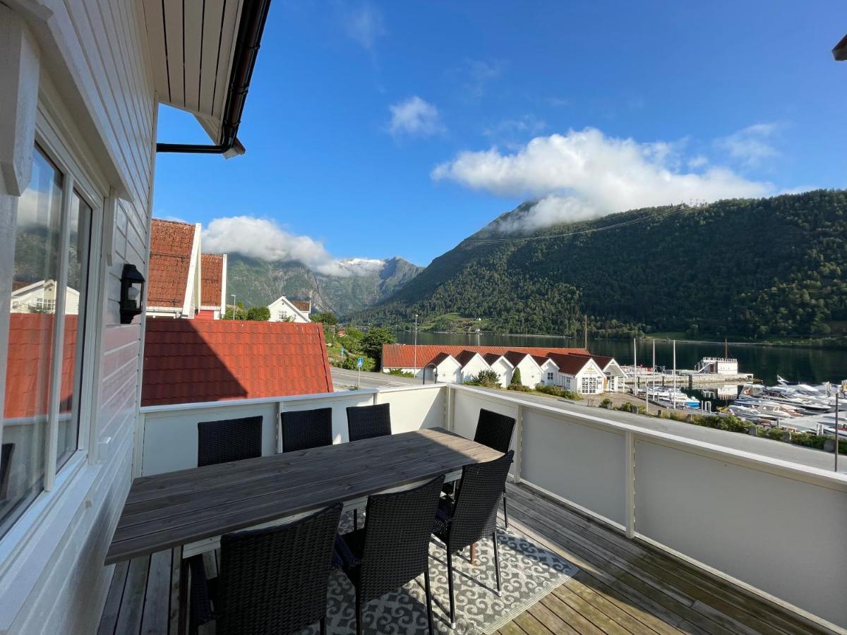 Balestrand Fjordapartments Exterior photo